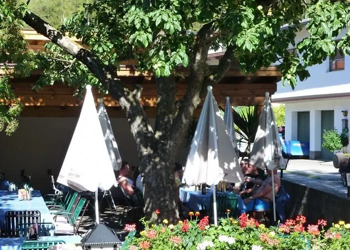 אורחן Seewald *